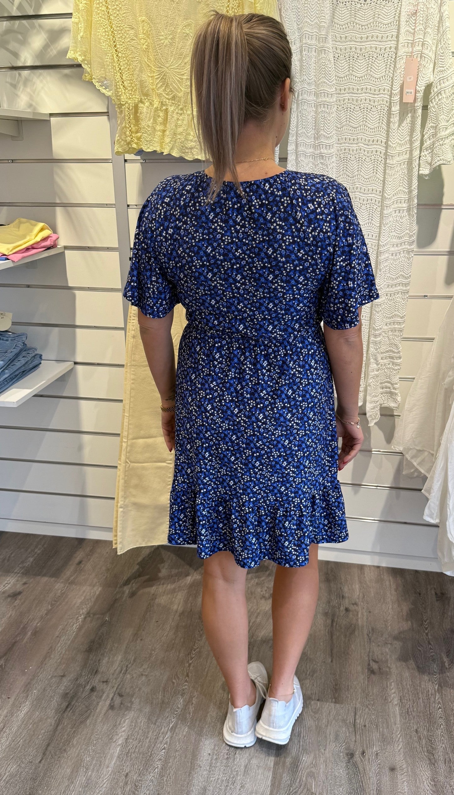 Iris- Klänning- Kort  - Flower - Navy
