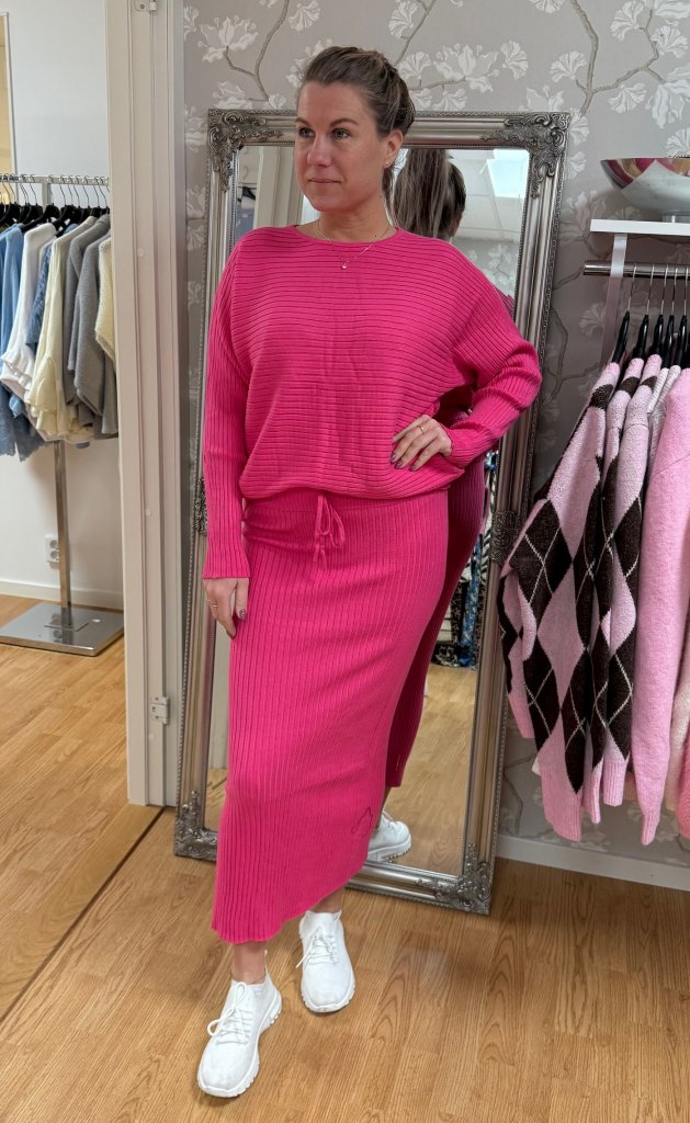 Iris - Set Ribbad Tröja & kjol - Fuxia - Nyhet
