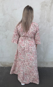 Isabella Klänning  Mönster Rosa