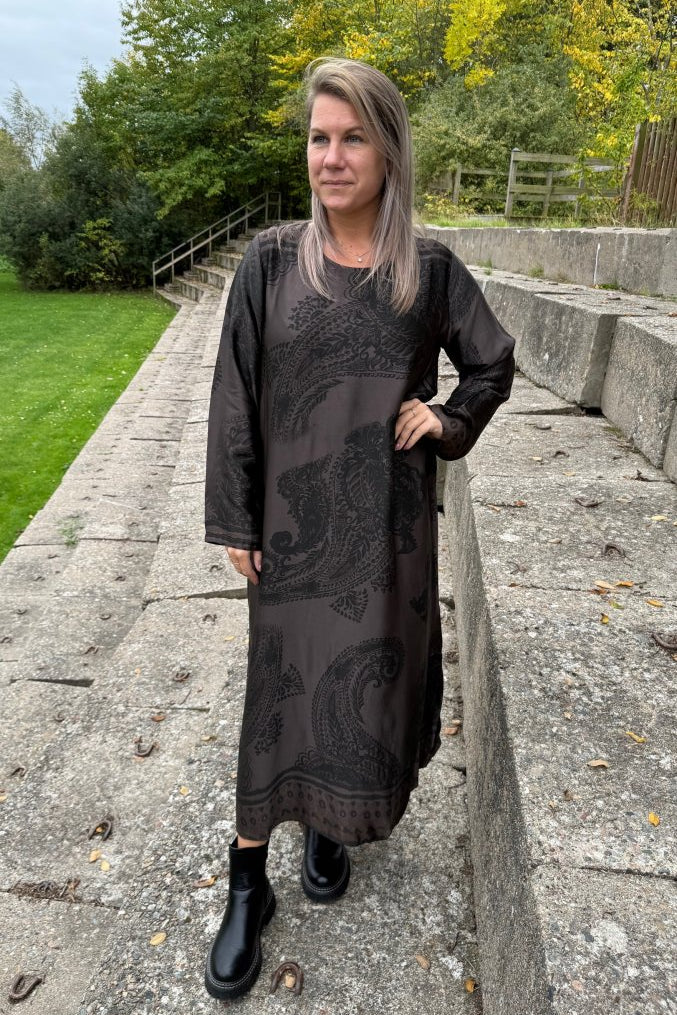 jasminebrun4.jpg