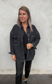 Laura- Jeansjacka - Svart - Nitar - Nyhet