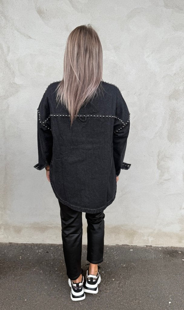 Laura- Jeansjacka - Svart - Nitar - Nyhet