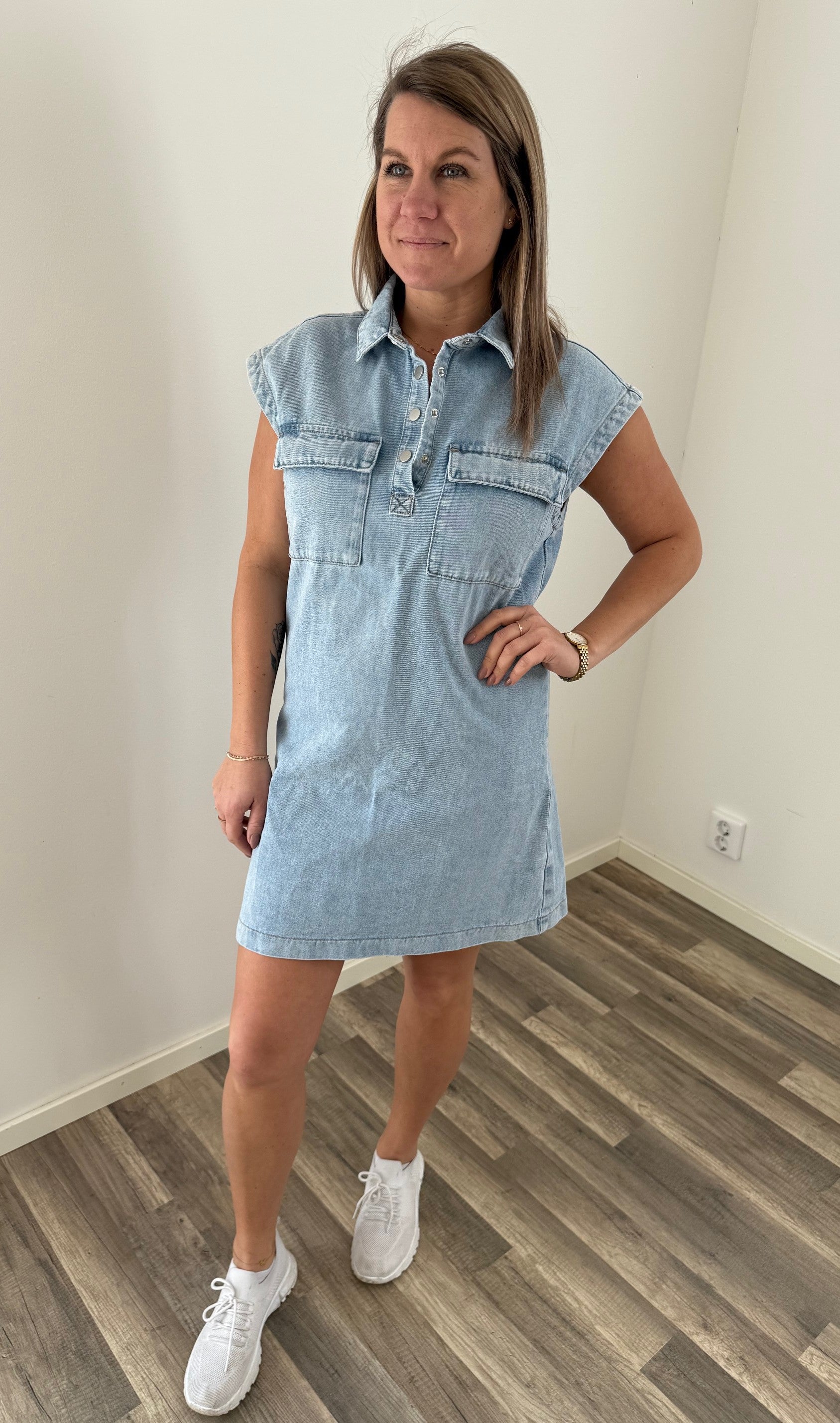 Milla - Jeansklänning - Ljus denim