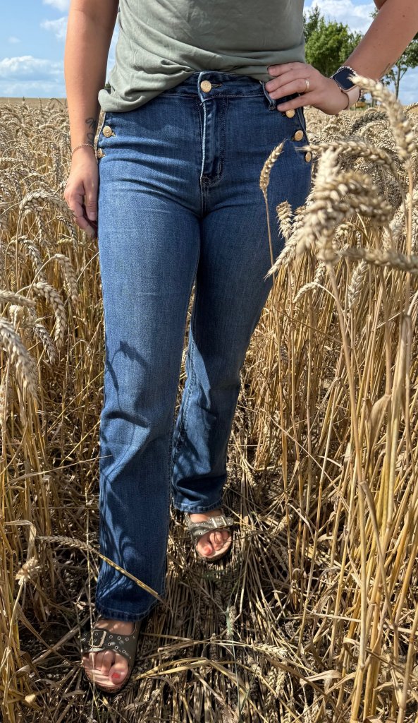 Mickan - Jeans - Guldiga knappar - Mörk denim - Nyhet