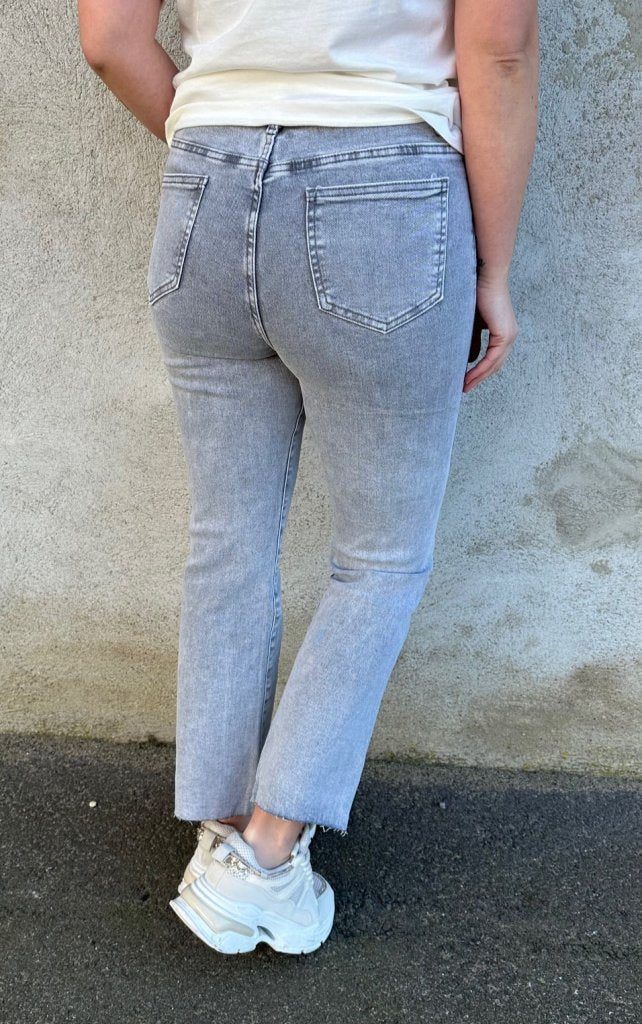 Jenna - Jeans - Flare - Grå
