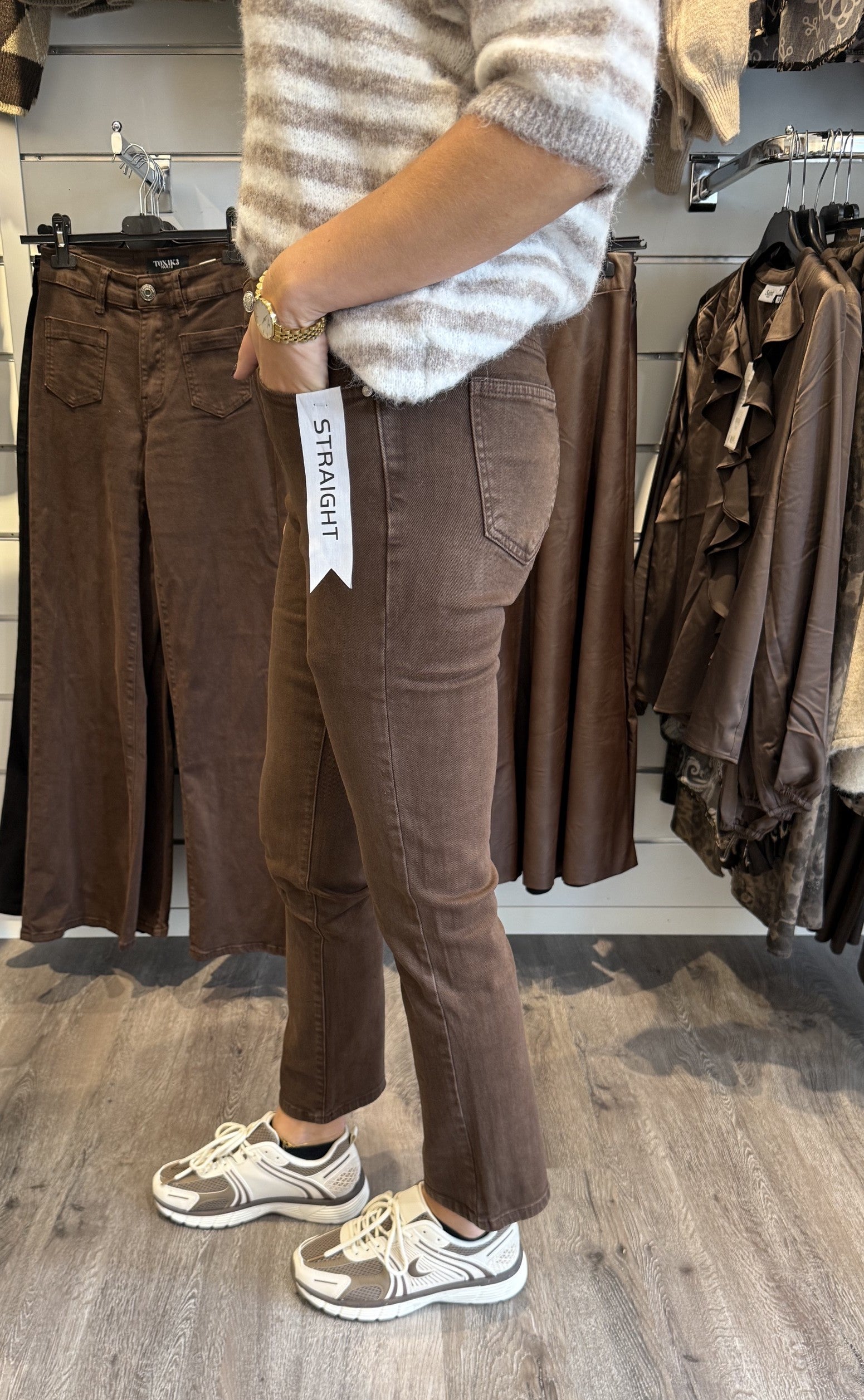 Carina Jeans Raka Choco Y6189I4