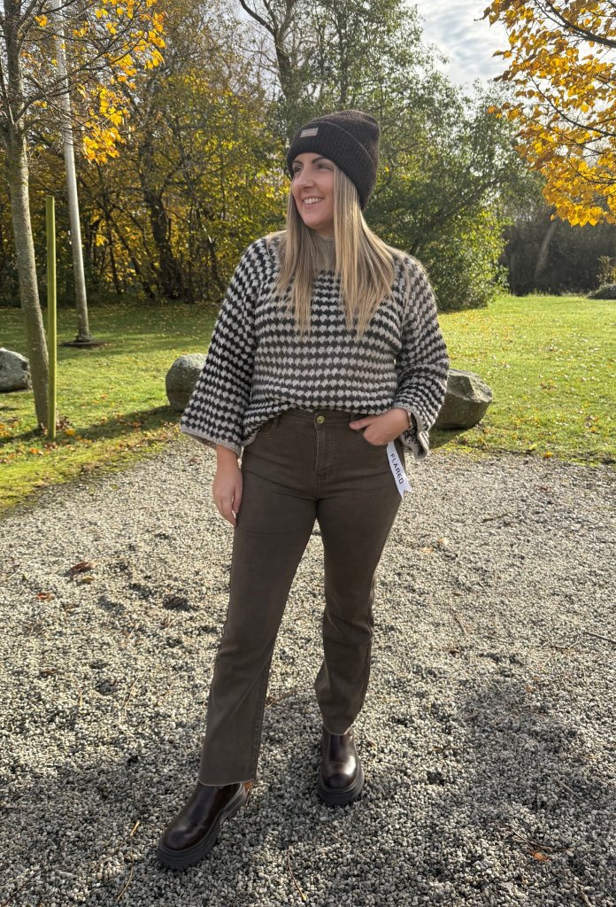 Jenna - Jeans - Flare - Mocca - Nyhet