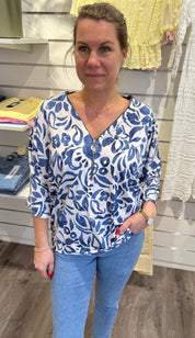 Karin-  Topp med dragkedja - Ljusblå
