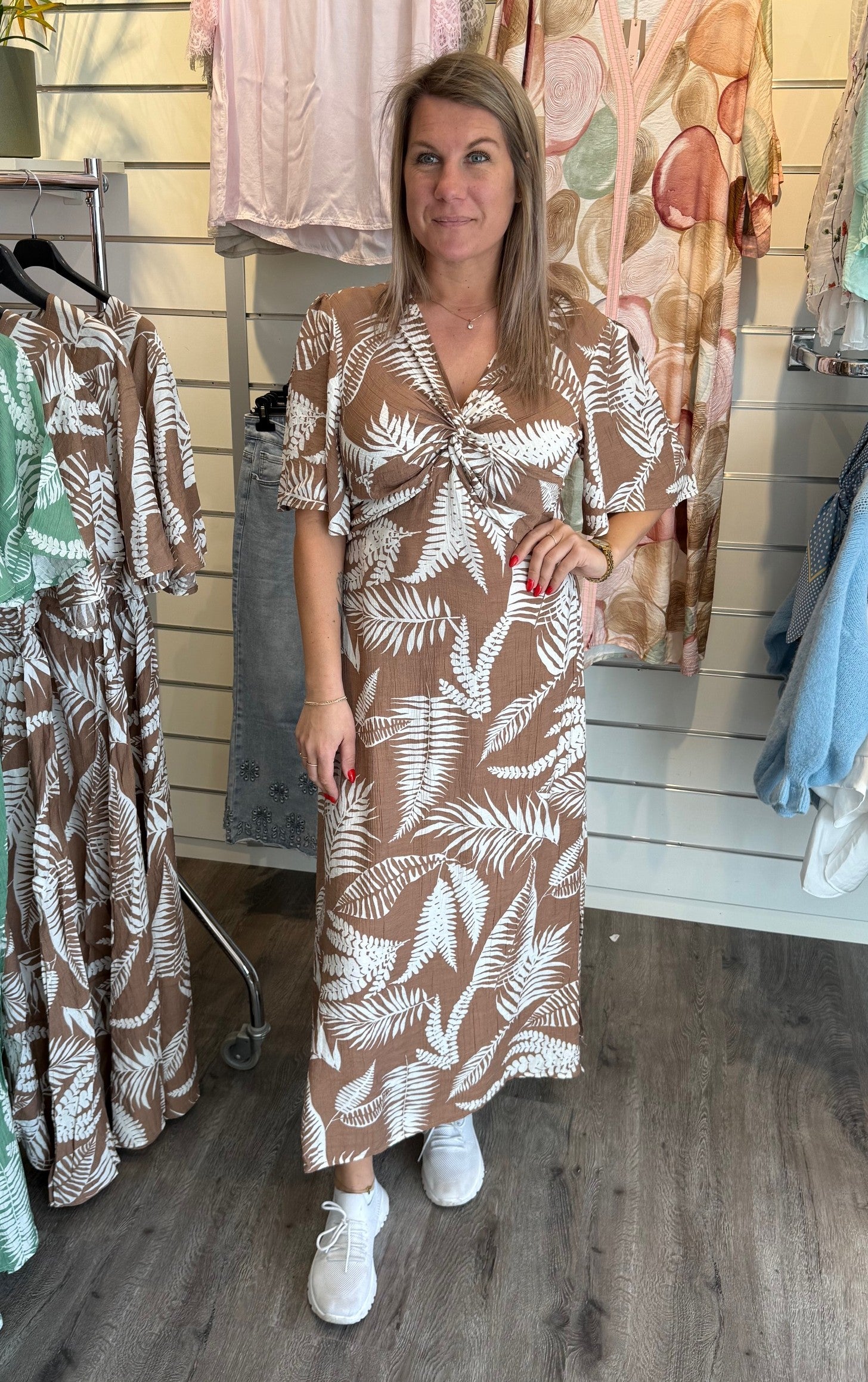 Kate - Klänning - Bladmönster Taupe