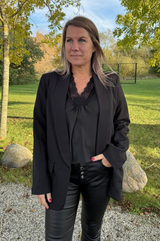 Kelly- Kavaj  -Svart - Nyhet