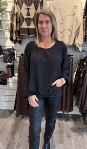 Kicki Blus Svart