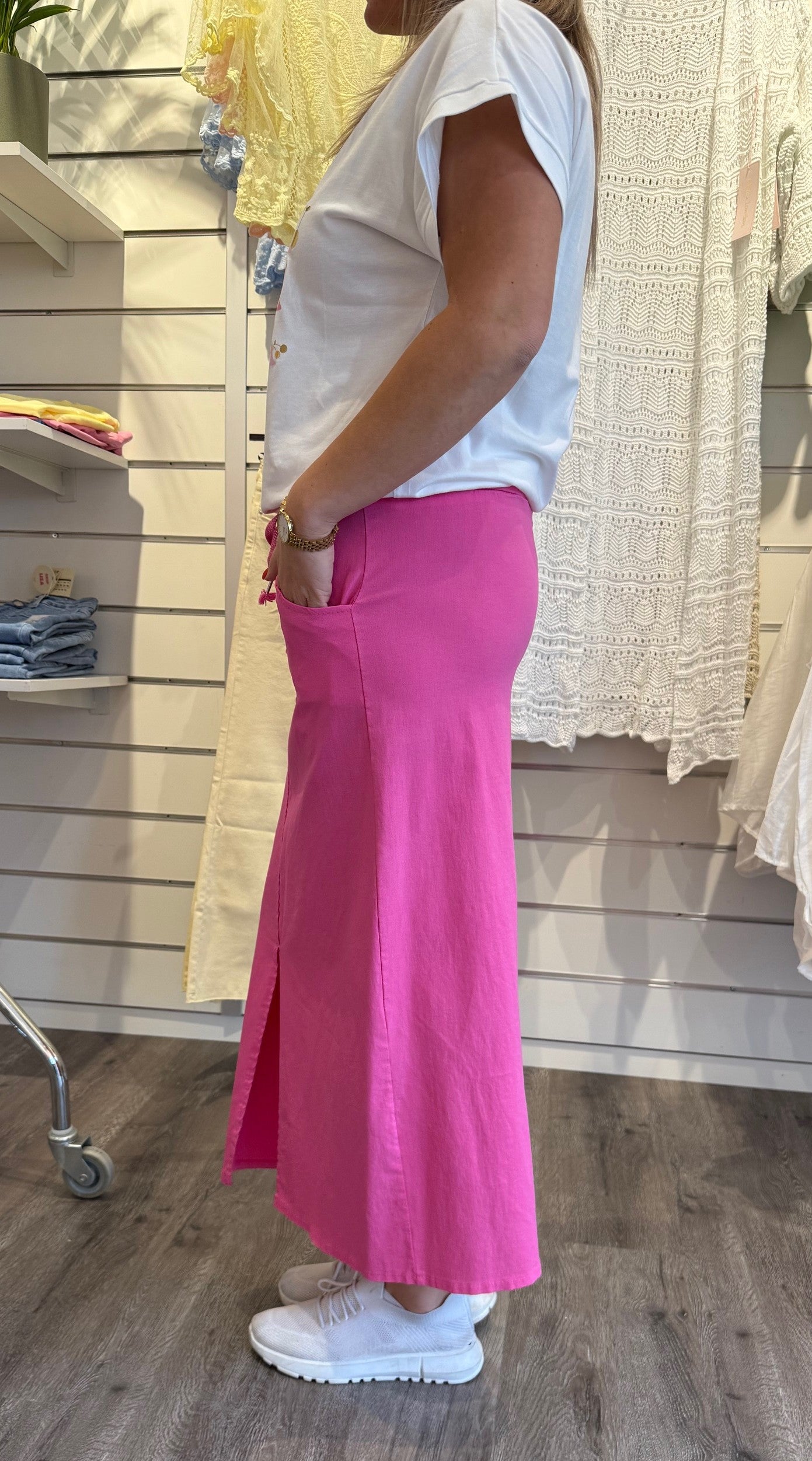 Madde - Kjol med knyt  - Fuxia