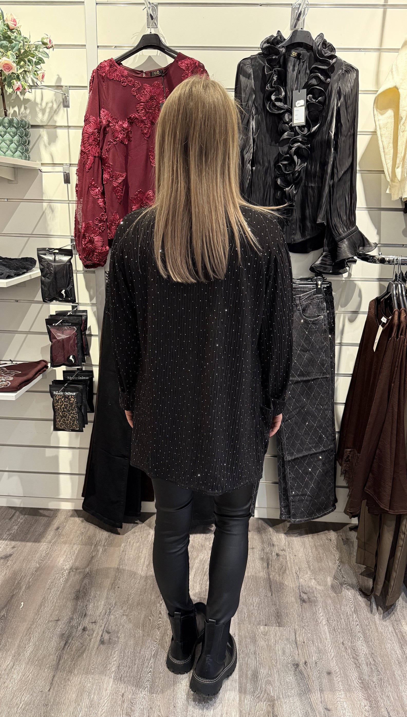Simone Kavaj Strass Svart