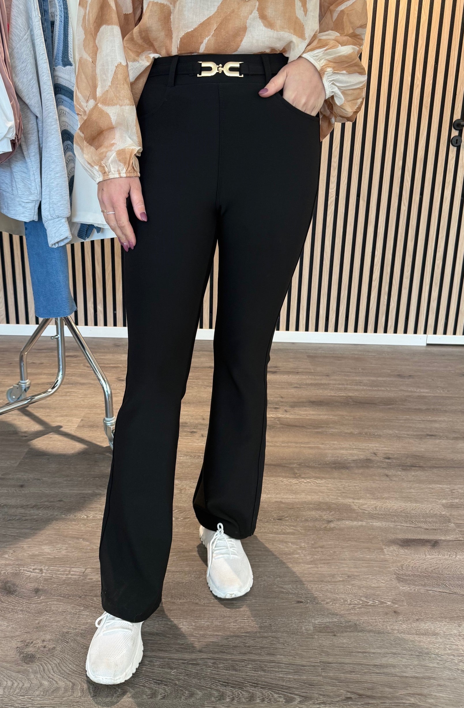 Minette- Mjuk Kostymbyxa - Svart