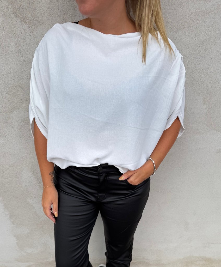 Kylie- Blus - Cream - Nyhet