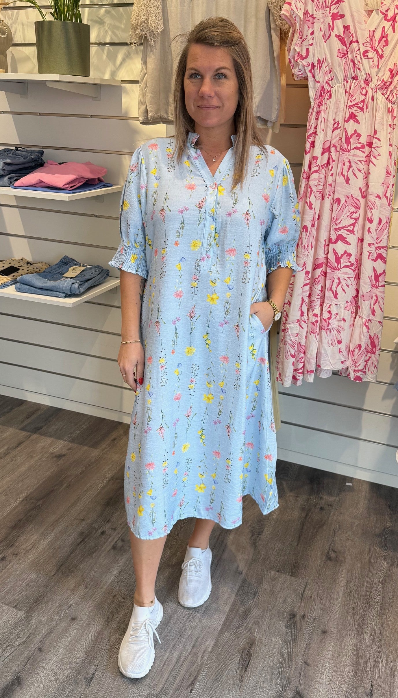 Lauren - Klänning - Ljusblå