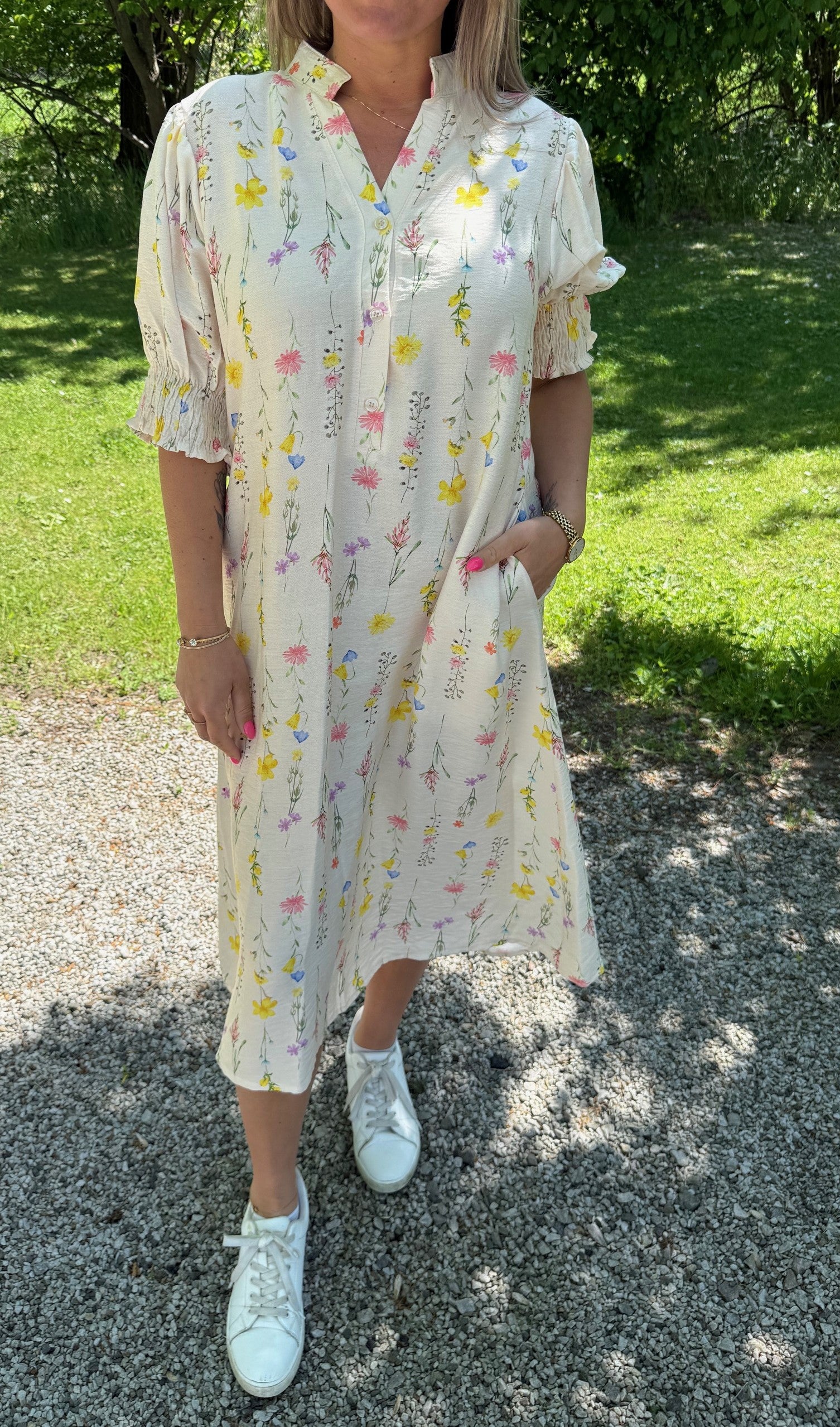 Lauren Klänning Beige