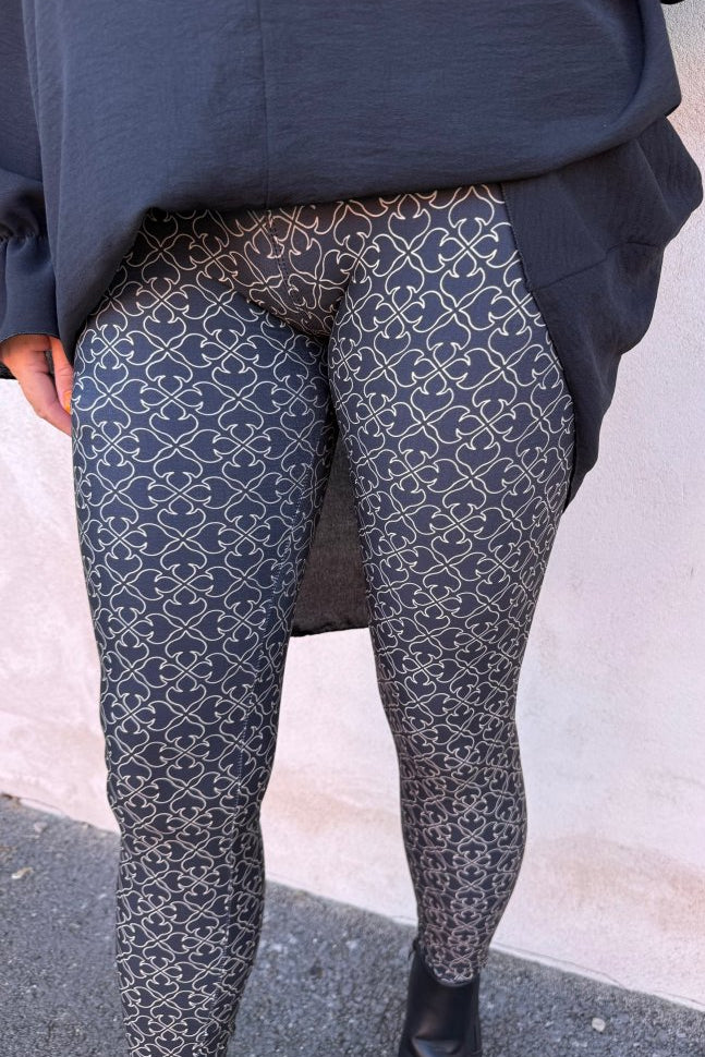 leggingsmonster3.jpg