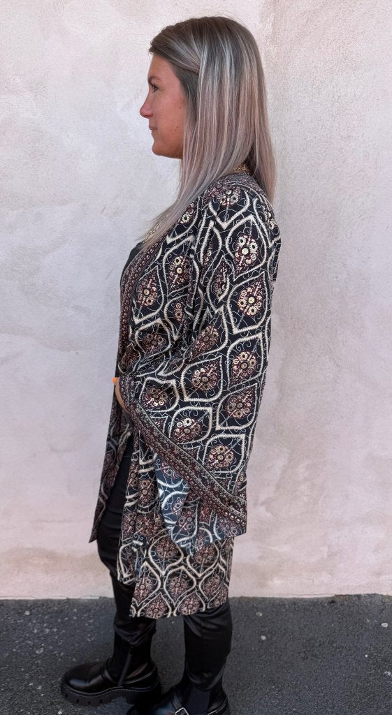 Leiya- Kaftan- Svart/Bordo/Gold- Nyhet