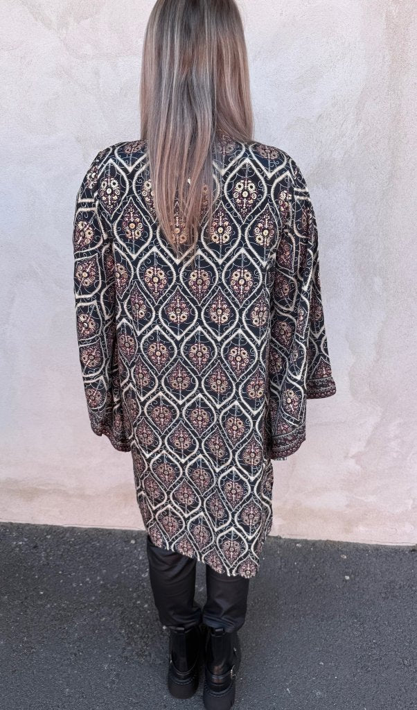 Leiya- Kaftan- Svart/Bordo/Gold- Nyhet