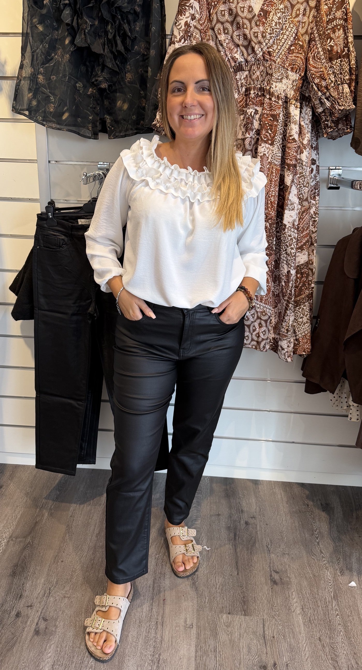 Lexi Topp med krås Cream