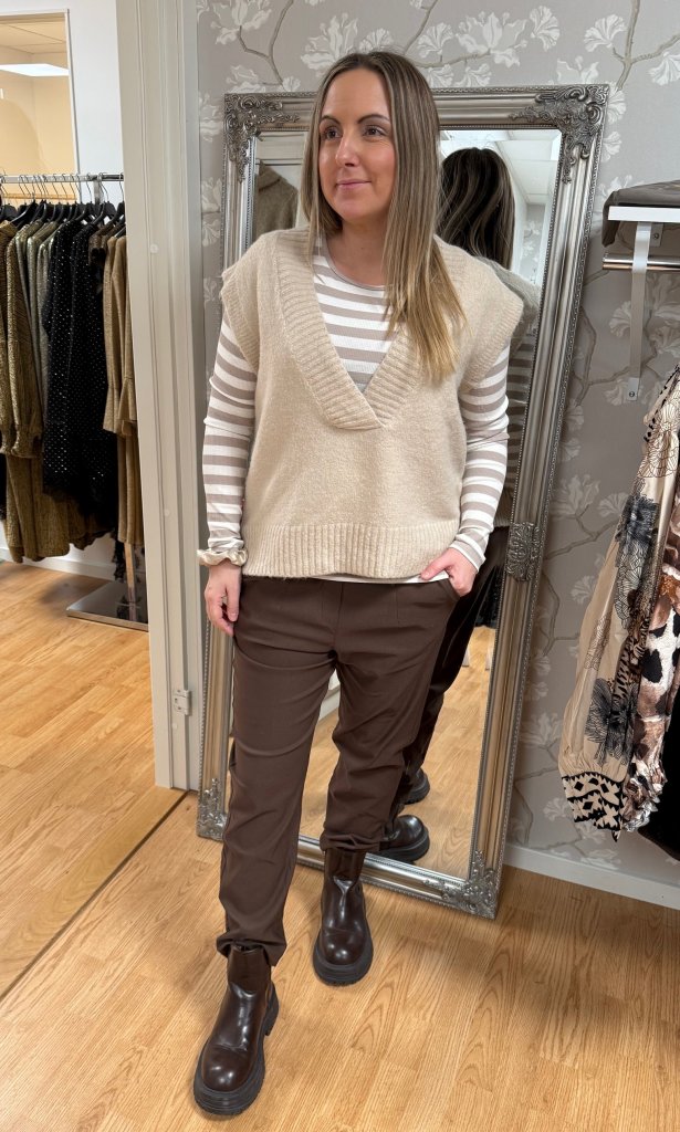 Lila - Stickad väst - Beige - Nyhet