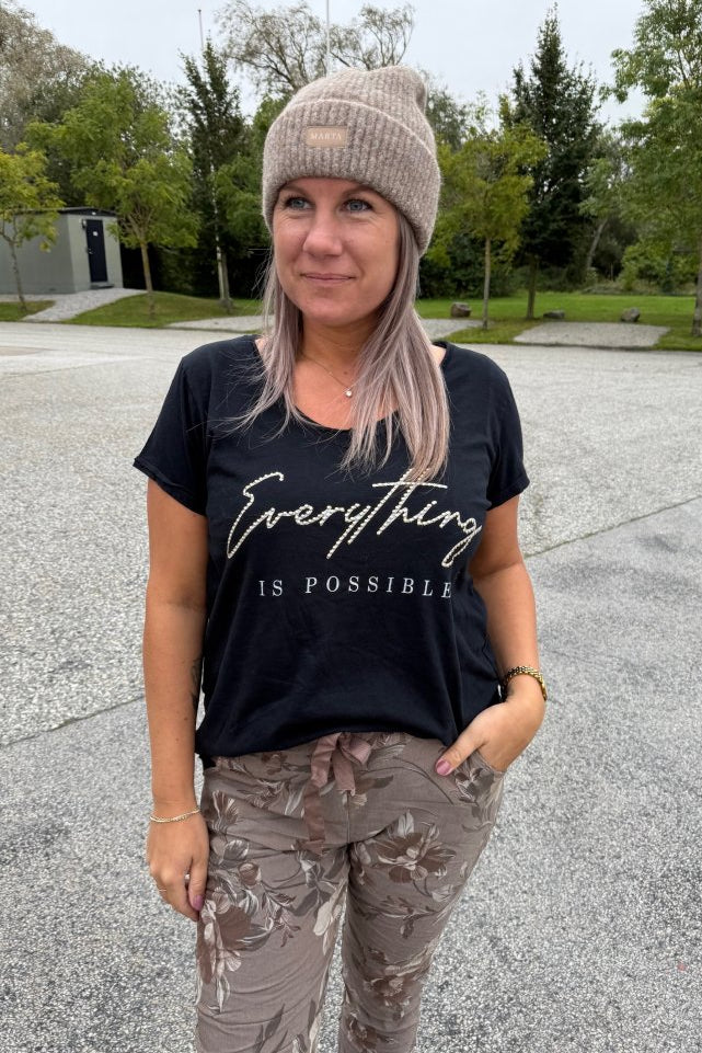 liliansvart2.jpg