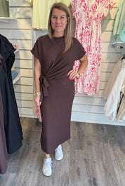 Lilja Klänning Knyt Choco