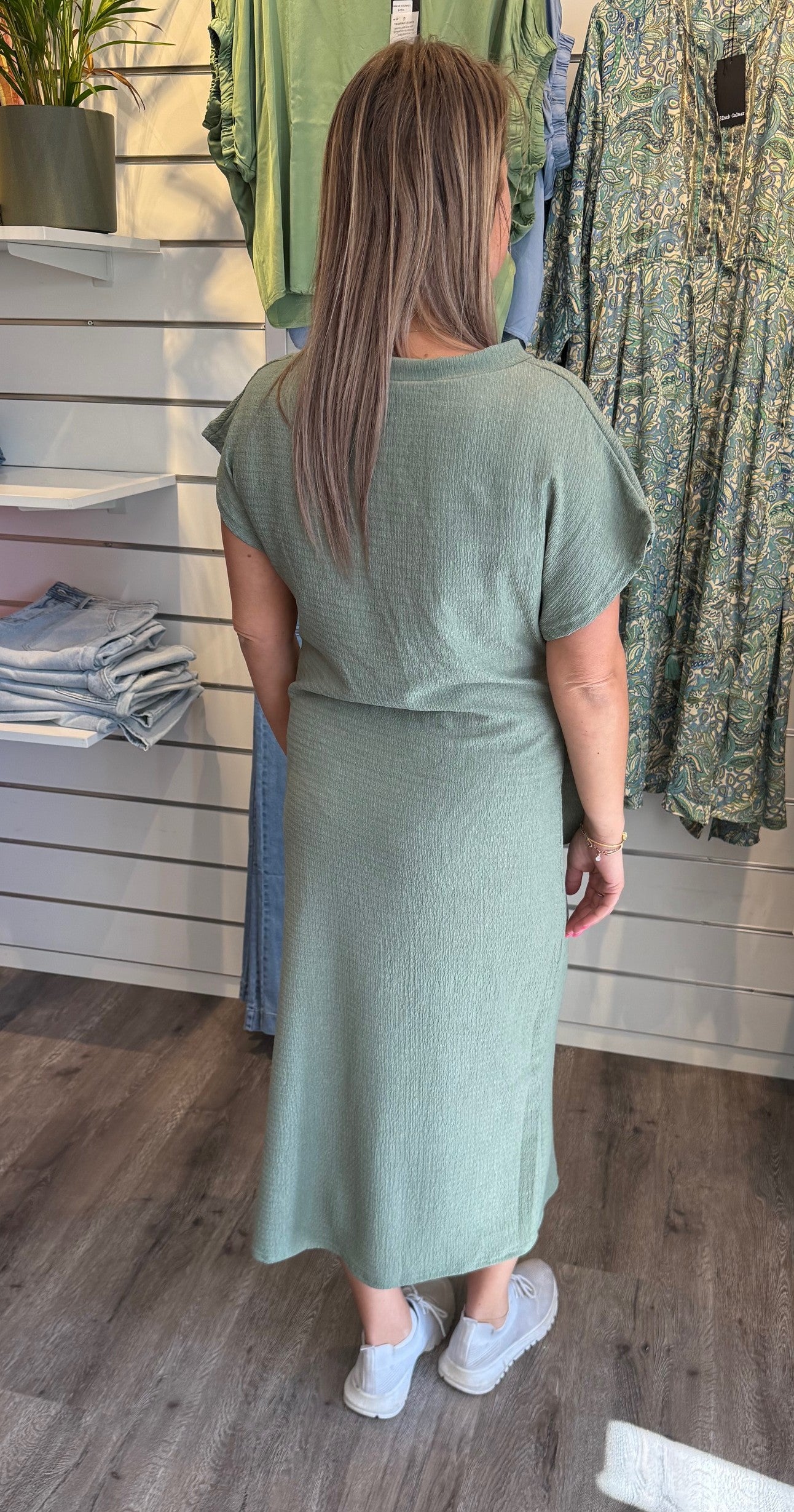 Lilja Klänning Knyt Khaki