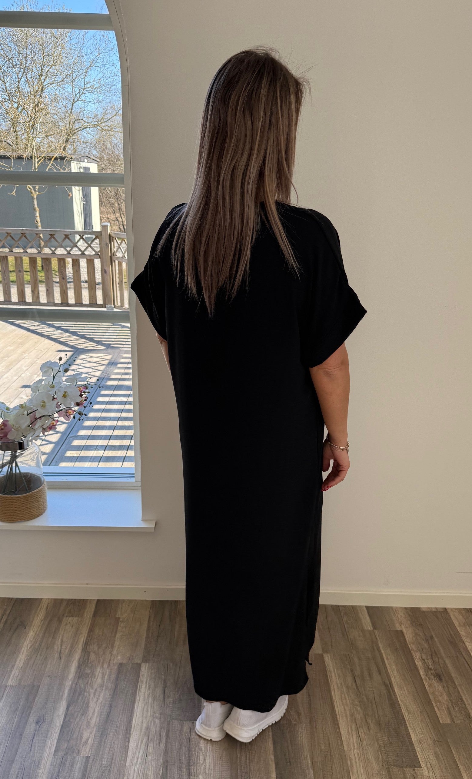 Lilly - Klänning - Svart