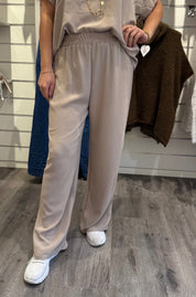 Lilly - Byxa med resår - Beige