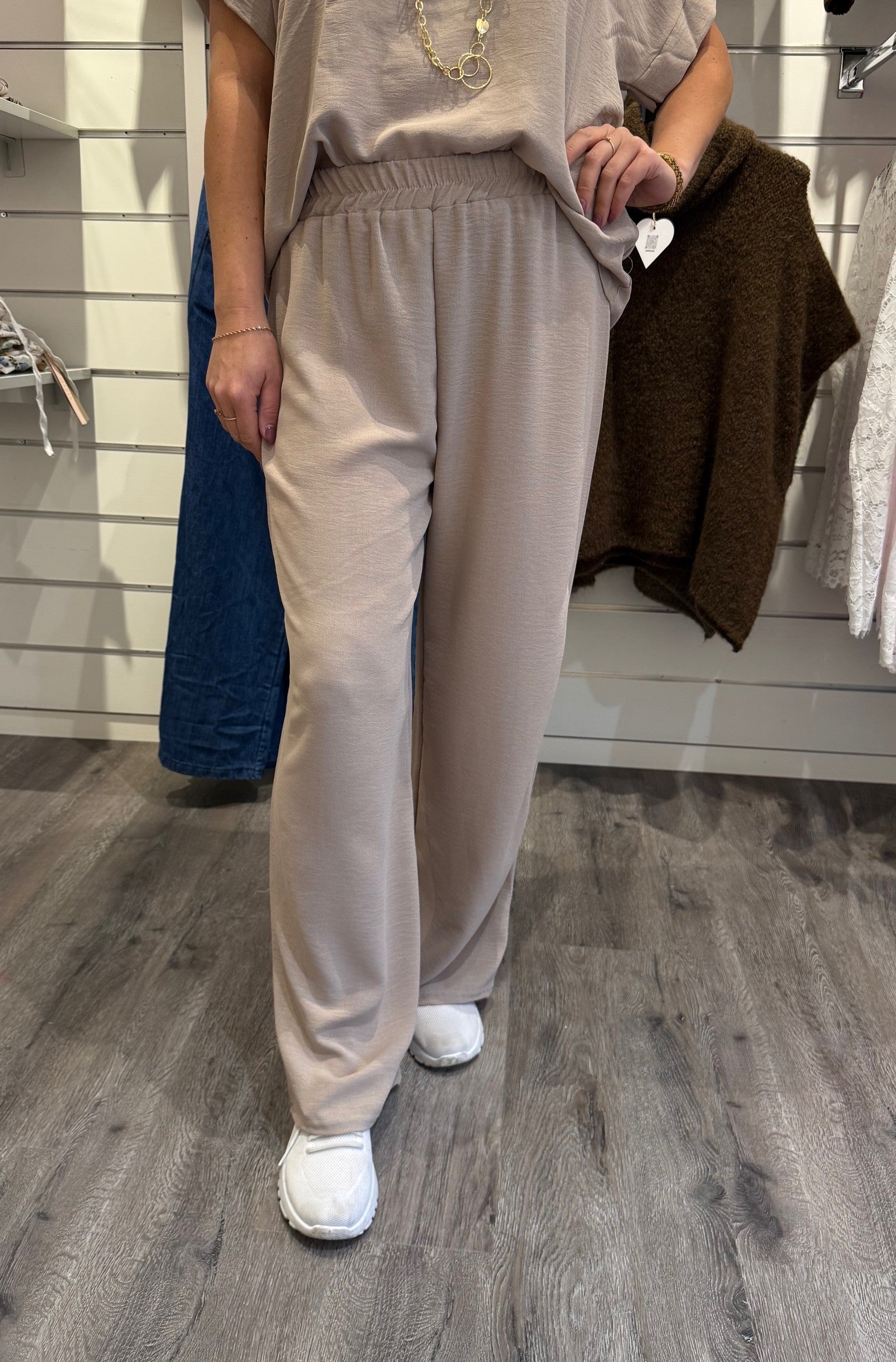 Lilly - Byxa med resår - Beige