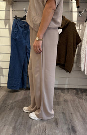 Lilly - Byxa med resår - Beige