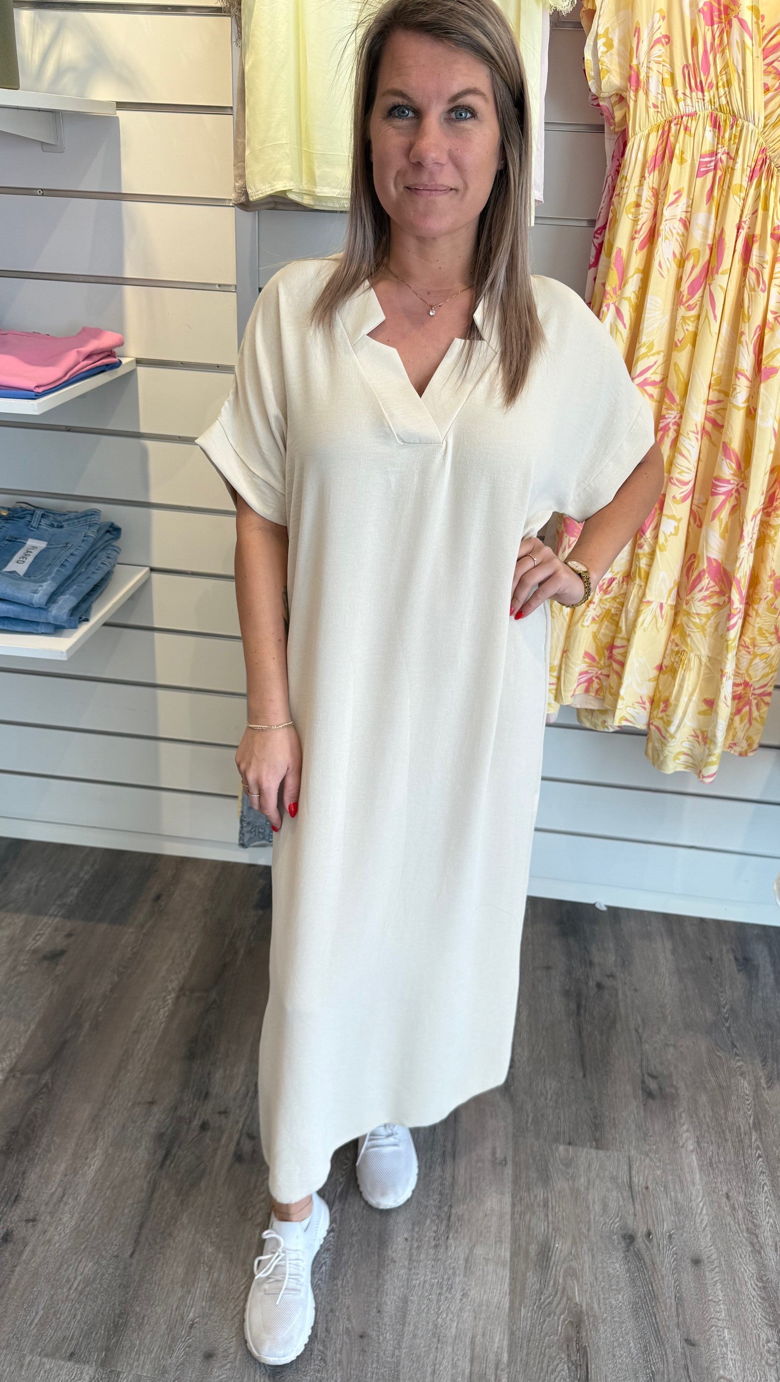 Lilly - Klänning - Beige