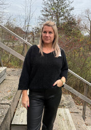 Linn - Stickad tröja - Svart - Nyhet