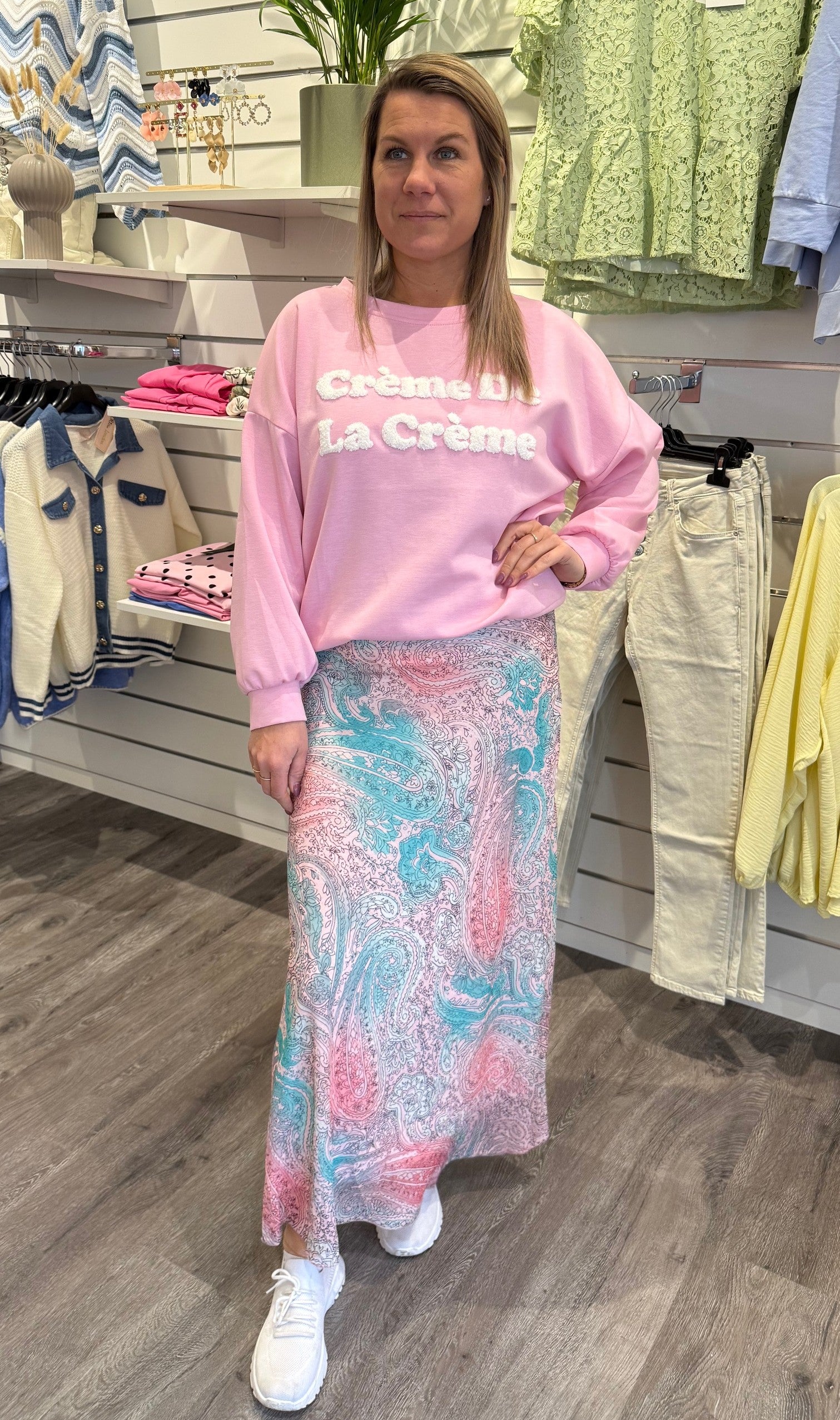 Liva - Paisleymönstrad kjol - Rosa