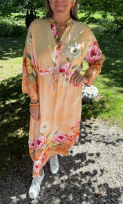 Livia maxiklänning blommig orange