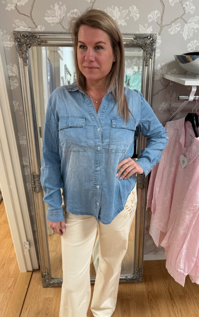 Linnea- JeansSkjorta - Ljusdenim-  Nyhet
