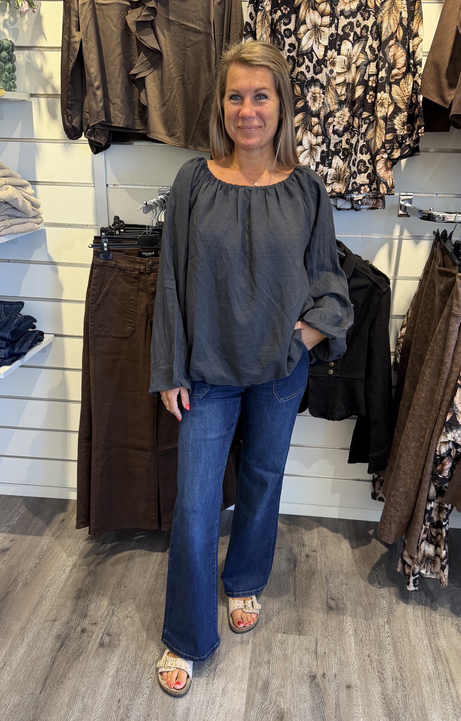 Loreen blus svart