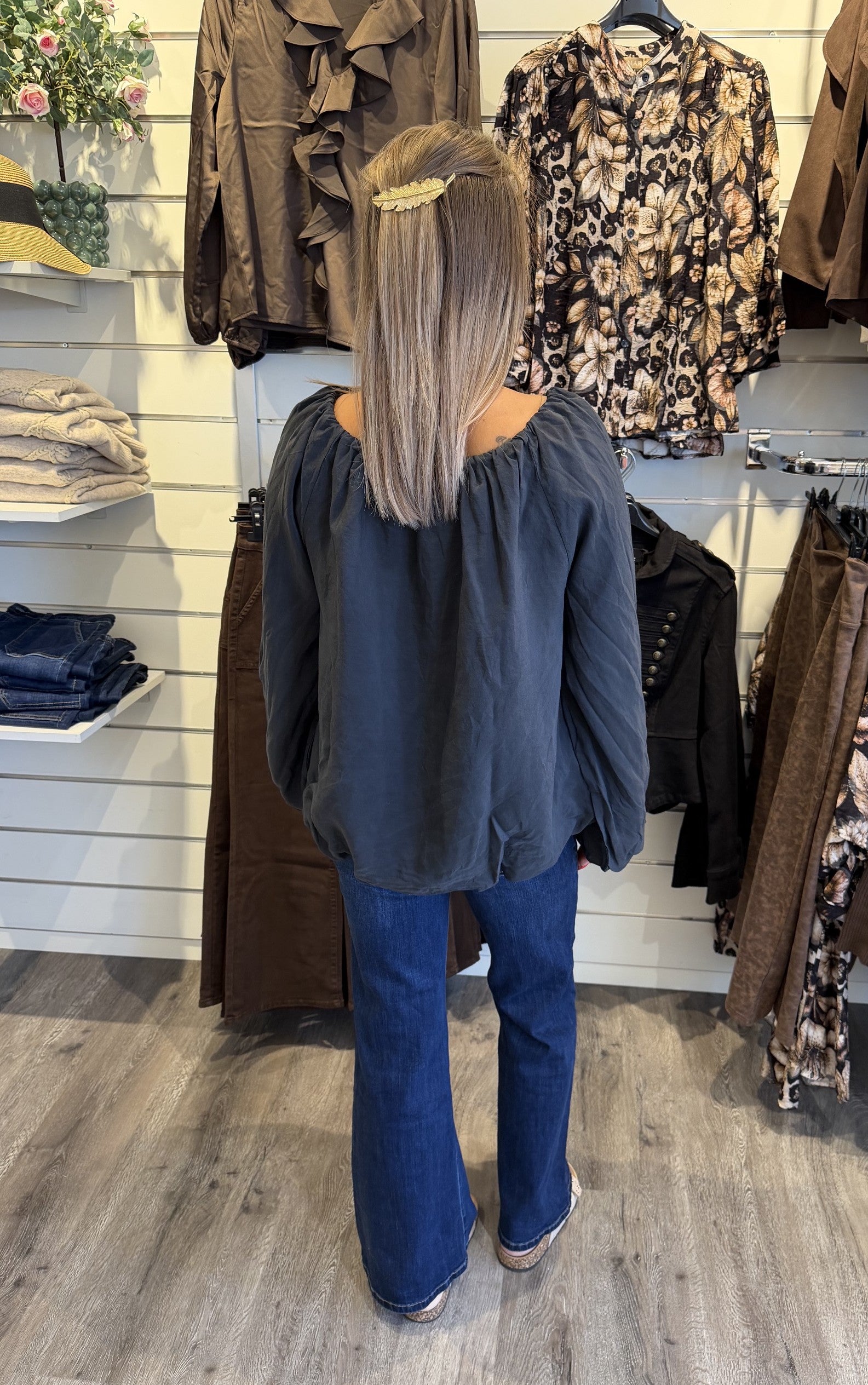Loreen blus svart