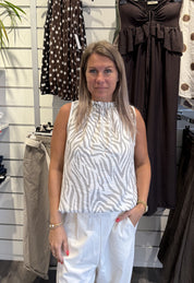Lucina Topp Zebra Cream
