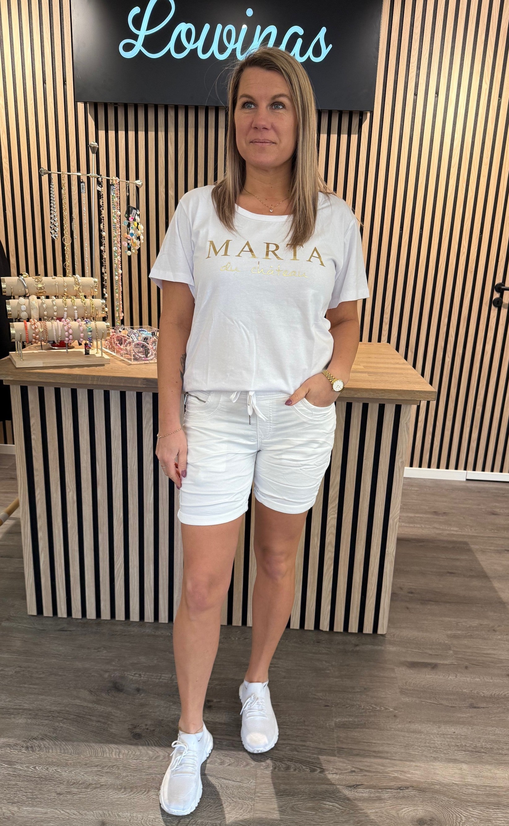 Magda - Shorts med Knyt - Vit