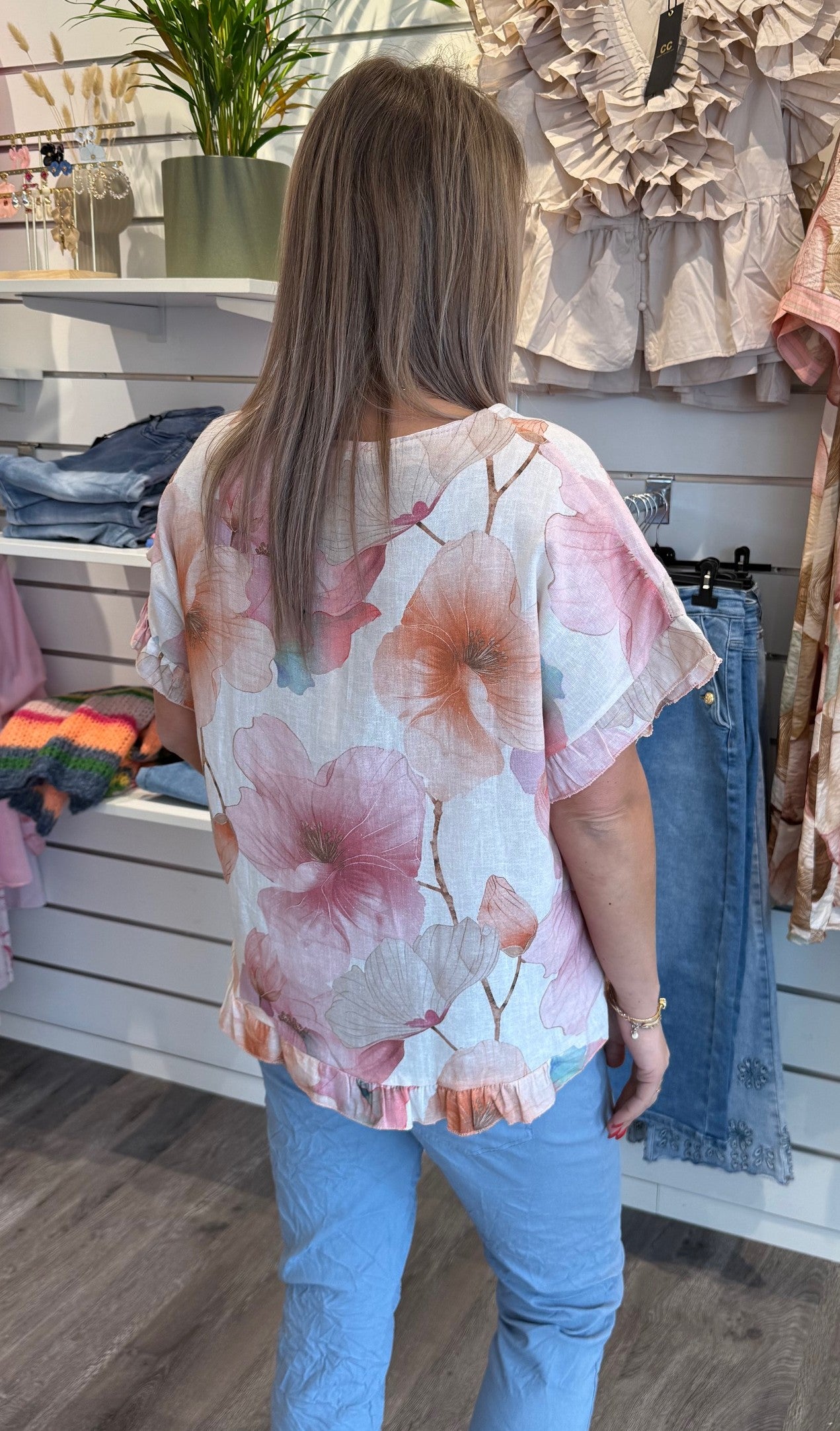 Mathea Topp  Flower Multi
