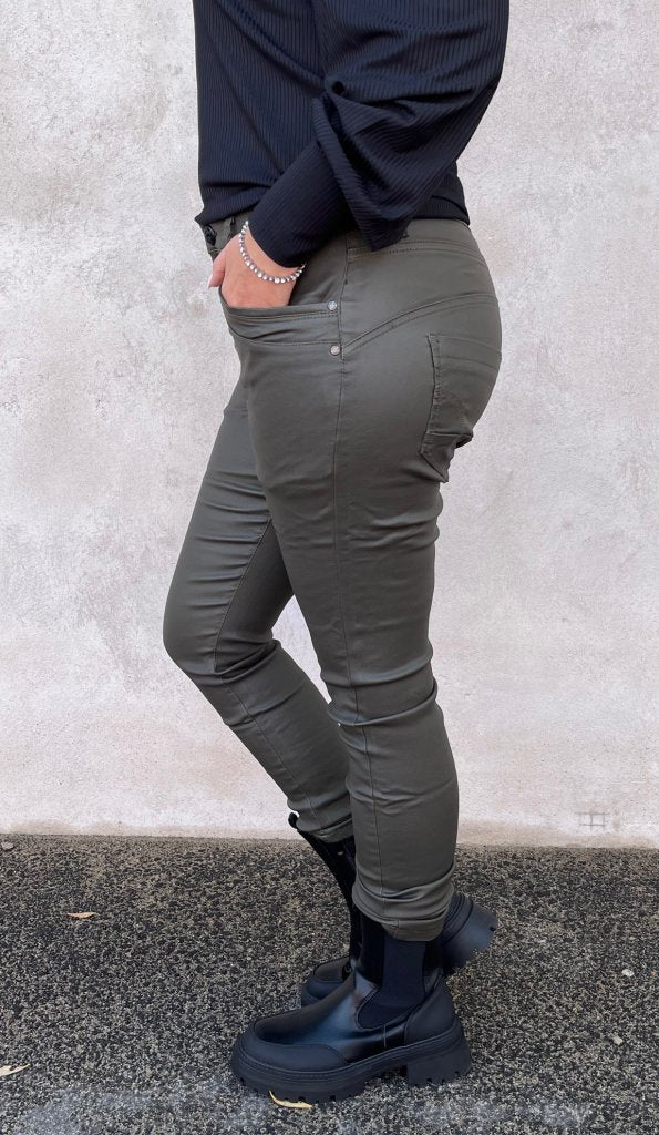 Matilda - Vaxade byxor  Knappmix  Khaki