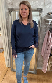 Melina - Topp - Spets - Navy - Nyhet