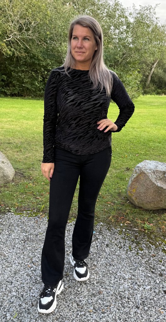 Mica - Jeans - Antracit knappar - Svart - Nyhet