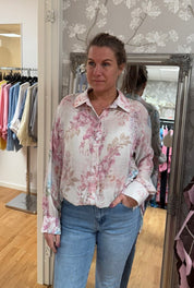 Mika- Blus - Blommor- Rosa- Nyhet