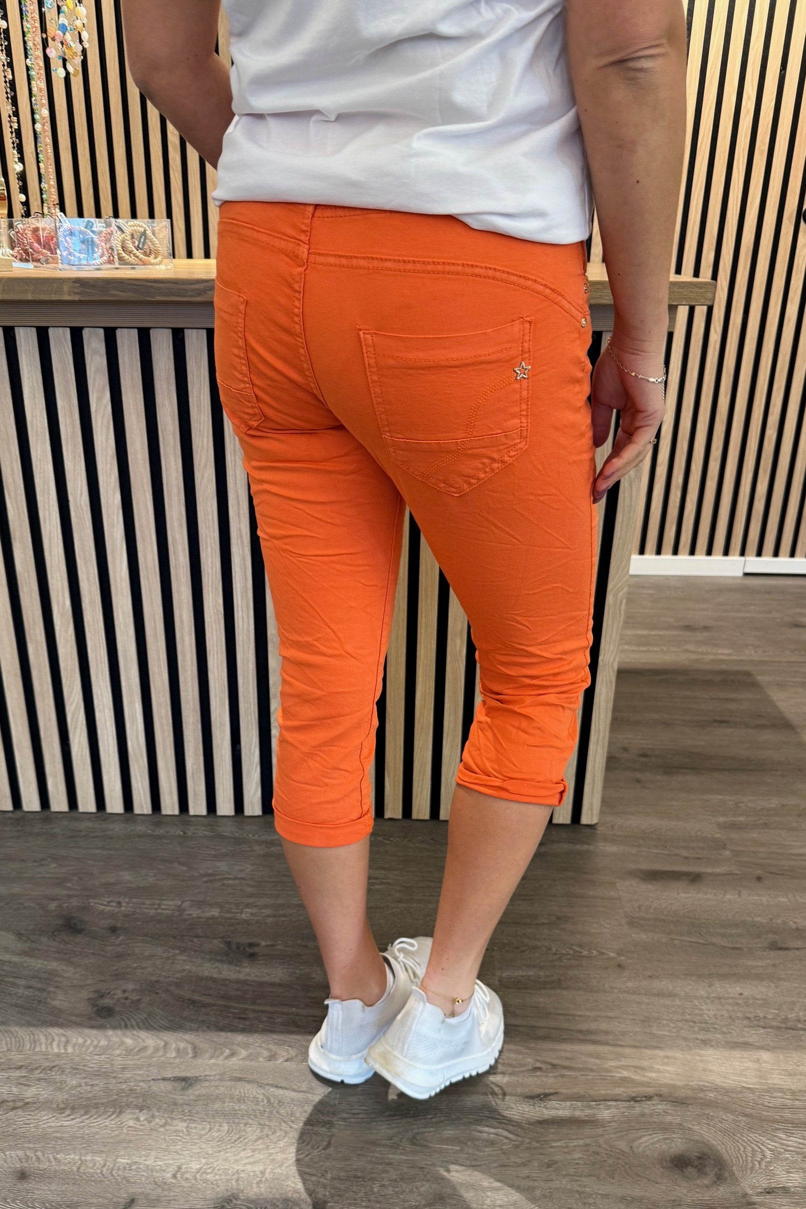 milaorange4.jpg