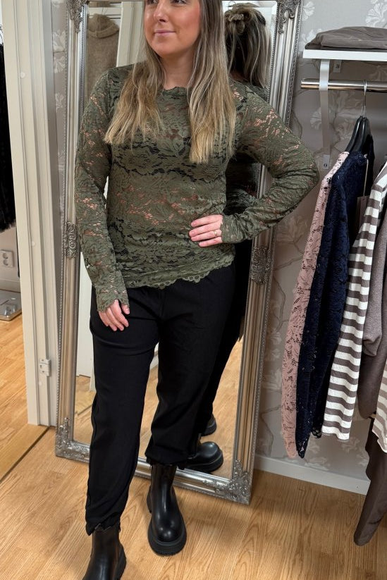 milleykhaki3.jpg
