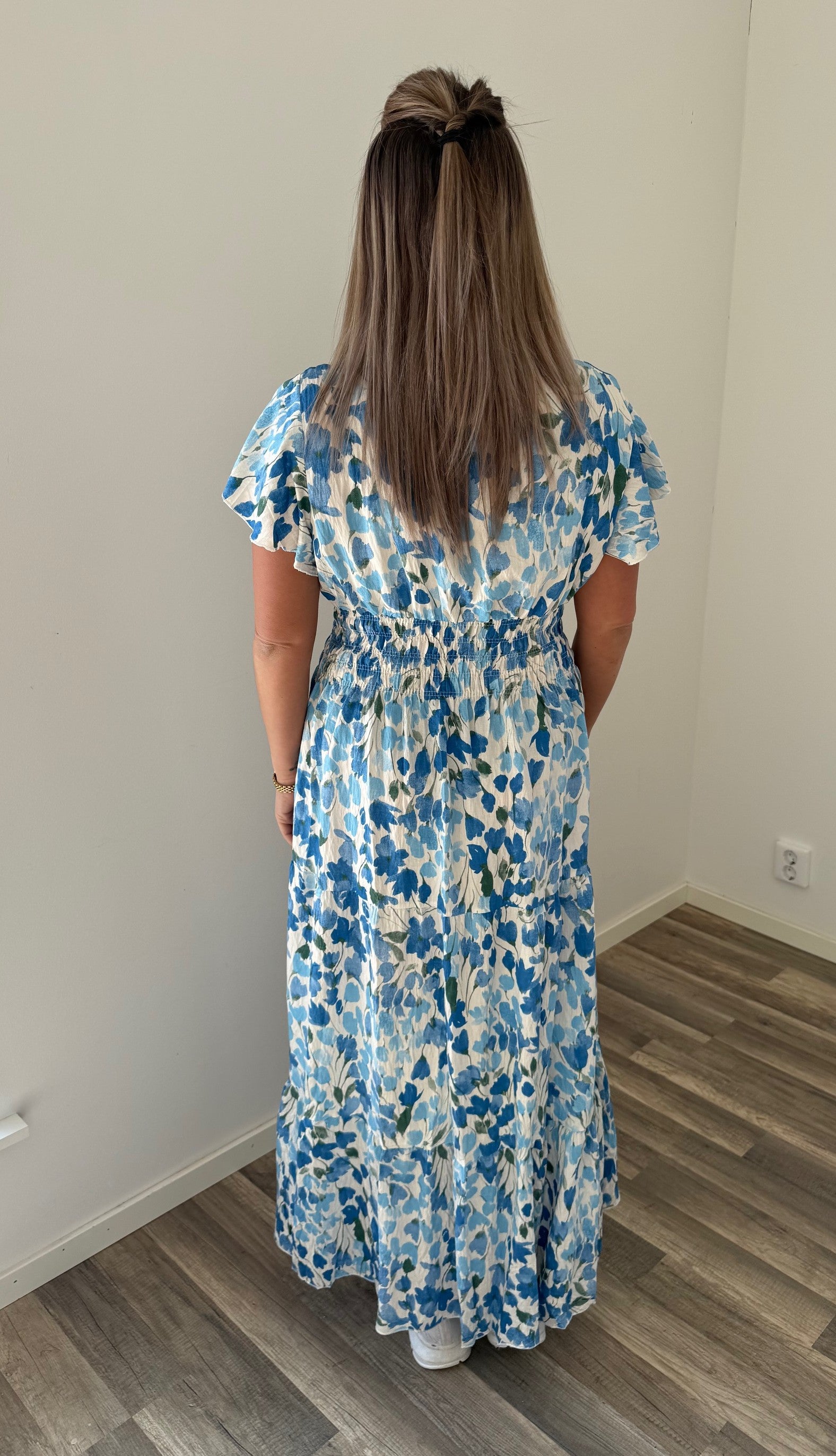 Mindy Klänning - BlommorB14 - Blå
